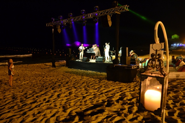 Soul Music with Gisele at Edde Sands